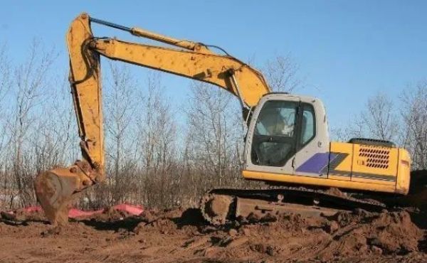 十年挖機(jī)維修經(jīng)驗(yàn)的老師傅教你如何維護(hù)挖機(jī)