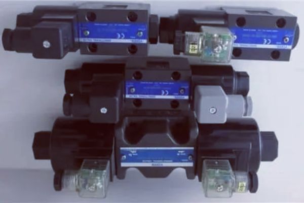 DSG-01，DSG-03，DSG-005系列油研電磁閥，YUKEN電磁換向閥