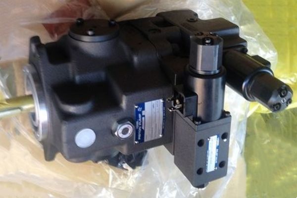 YUKEN油研油泵A70-LR00，A70-LR02系列的特點(diǎn)及應(yīng)用領(lǐng)域