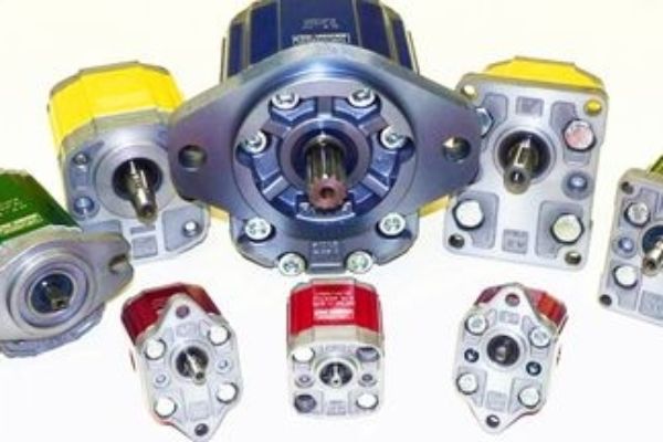 意大利VIVOLO齒輪泵,VIVOLO齒輪油泵G3P8201AEEA,G3P8202AEEA,G3P8901AFFA